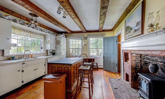 Belfast Casa | Oceanfront, dog-friendly estate with incredible view, hot tub & private beach