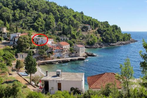 Gdinj Apartamento | Seaside secluded apartments Cove Tvrdni Dolac, Hvar - 12655
