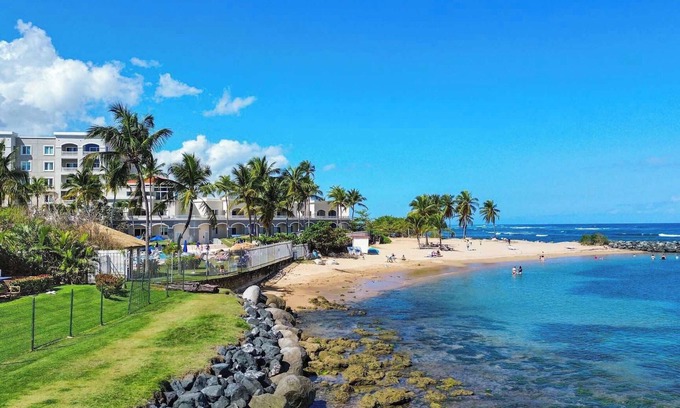 Dorado del Mar Apartamento | Seaside Serenity | Beachfront Paradise