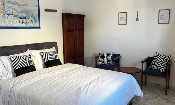 Avlakia Apartamento | Seaside studio with private terrace