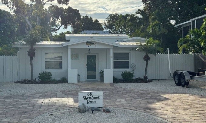 Anglers Park Casa | Seasonal Key Largo Retreat with Private Pool, Tiki Hut & Beach Access
