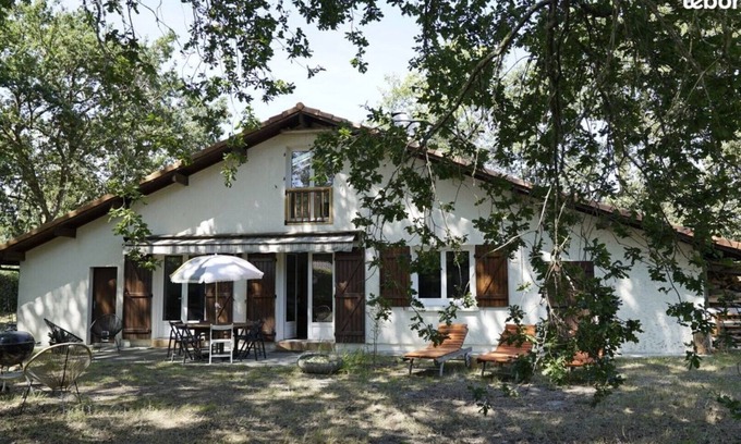 Mezos Casa | Seasonal rental 9 persons Mézos