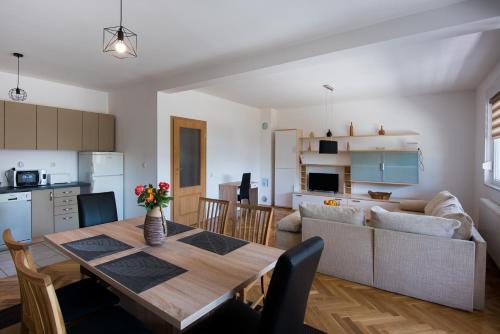Osijek Apartamento | Seasons apartmani