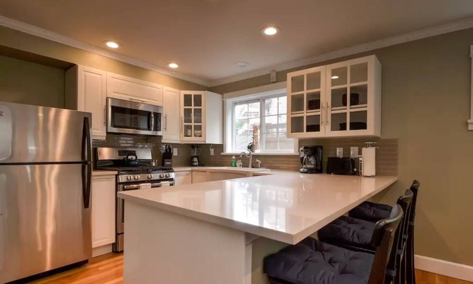 Stevens Casa | Seattle Vacation Home: The Gallery