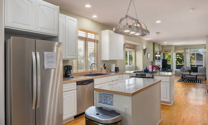 Miller Park Casa | Seattle Vacation Home: The Vineyard