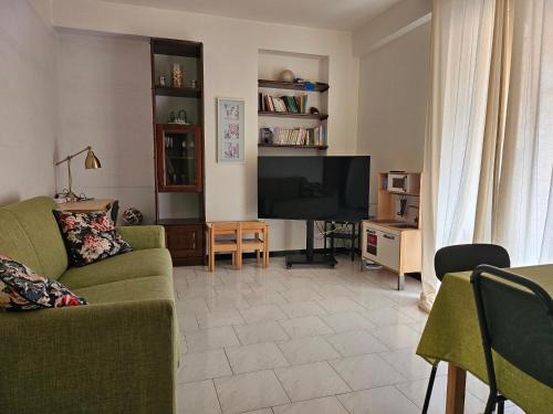 Fondachello Apartamento | Seaview Apartment by the Beach in Sicily