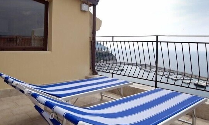 Agropoli Apartamento | Terraza privada en el mar en la ciudad histórica: ¡qué vista de Capri y Amalfi !!!
