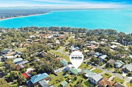 Vincentia Casa | Seaview by Experience Jervis Bay
