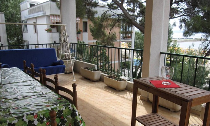 Grado Pineta Apartamento | Seaview flat with unforgettable terrace! - Beahost