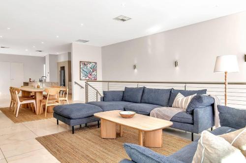 Henley Beach Casa | Seaview Horizon - Coastal Elegance by Henley Beach