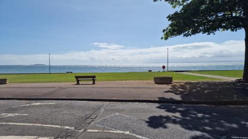 Leven Apartamento | Seaview, Lower Flat