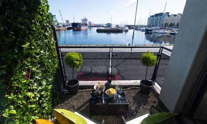 Galway City Centre Apartamento | Seaview Luxury City Center-best Location