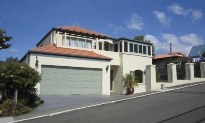 Bluff Hill Apartamento | Vista al mar en Sealy - No es tu Bach ordinario