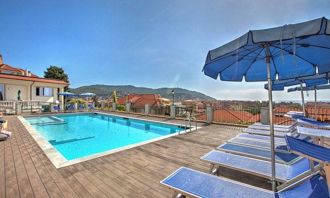 Marina di Andora Apartamento | Seaview Pool Retreat - B25, Andora, Italy
