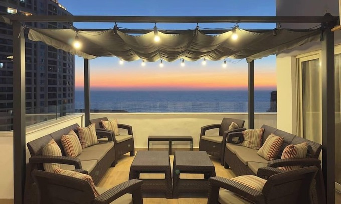San Stifano Apartamento | Seaview Rooftop in San Stefano