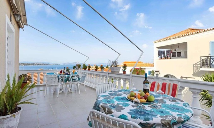 Spetses Condominio | Ostrella, vacaciones con vista al mar