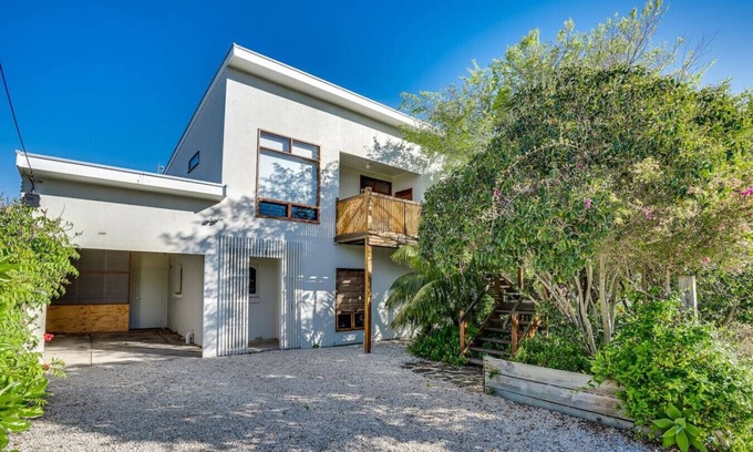Middleton Casa | Seaview Timber Escape - 15a Encounter Crescent, Mi