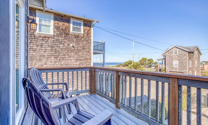 Roads End Casa | Seaview