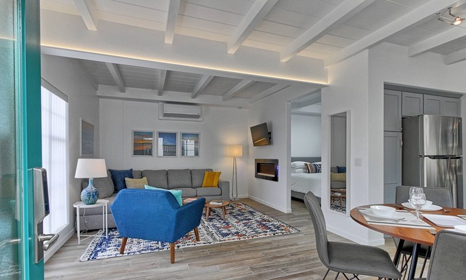 Pierpont Bay Cabina | Seaward Beach Modern Bungalows