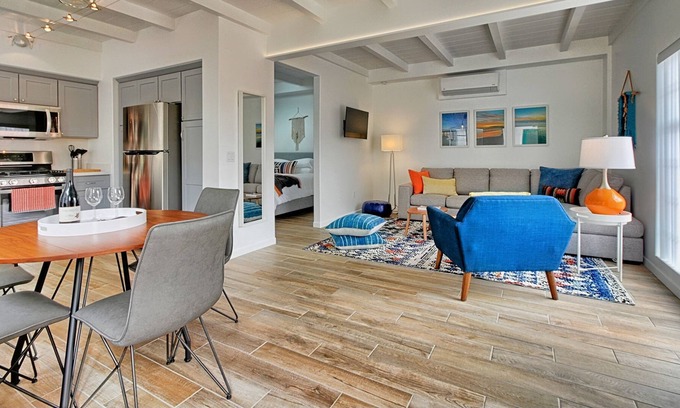 Pierpont Bay Cabina | Seaward Beach Modern Bungalows