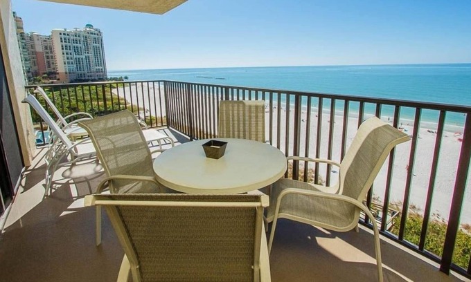 Marco Island Condominio | Seawin 801 - Sea Winds 2 Bedroom Condo by Redawning