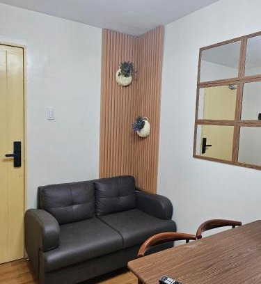 Sasa Apartamento | Seawind Condominium Staycation by Resty Estor,REB