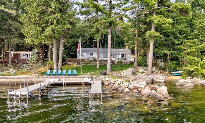 South Casco Casa | Sebago Lake Direct Waterfront 3bed 2bath with Sandy Beach, Mooring and Boat Dock