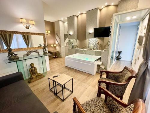 Aci Trezza Apartamento | Sebastian's Elegant Apartment