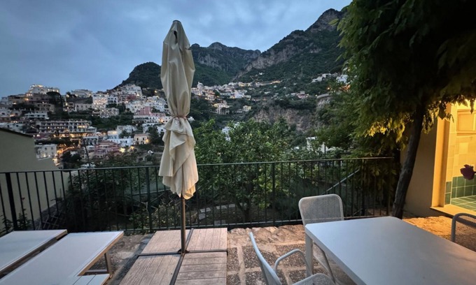 Arienzo Apartamento | Sebastien with Garden cozy property in Positano