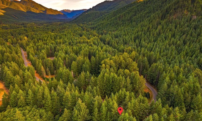 Enumclaw Cabina | Cozy Mountain Retreat - en el monte Rainier & Crystal Mt.