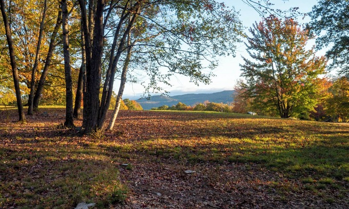 Williamstown Casa | Secluded newly renovated home with sweeping mountain views in Williamstown
