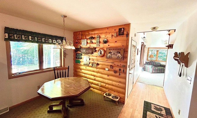 Crandon Casa | Secluded 5.4 Acres: Private Oasis with 100ft driveway/ Self check- in