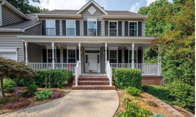 St. Leonard Casa | Secluded 5-bedroom house with Pool in Saint Leonard