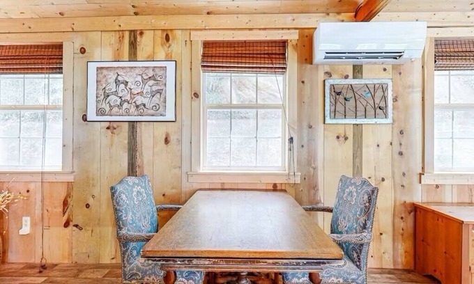 Whittier Cabina | Secluded and Cozy cabin in the Smokies - Whittier NC - Pet Friendly