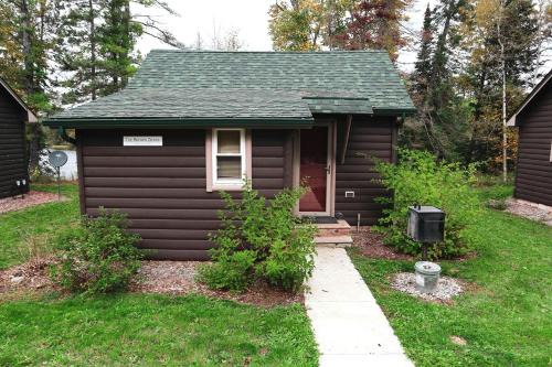 Grayling Casa | Secluded and Peaceful Cabin Rentals Along the Au Sable River in Michigan