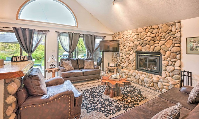 Traverse City Cabina | Aislado Bass Lake Cabin, 9 millas. para atravesar la ciudad!