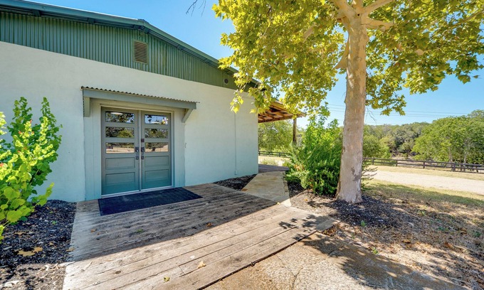 Blanco Casa | Secluded Blanco Home w/ Private River Access!