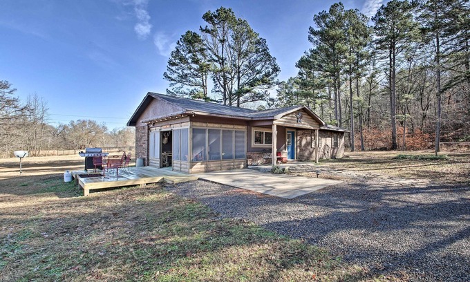 Boles Casa | Secluded Boles Home Near River: Pets Welcome!