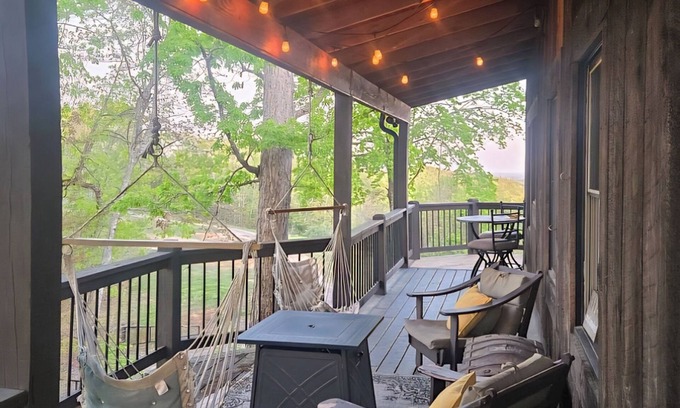 Pickens Cabina | Secluded cabin with Mountain views, pet friendly, -fire pit