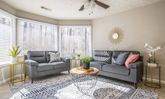 Gainesville Casa | Secluded, cheerful, no steps, Road Atlanta!
