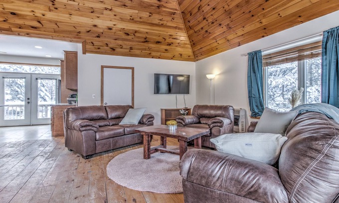 Londonderry Casa | Secluded Cottage