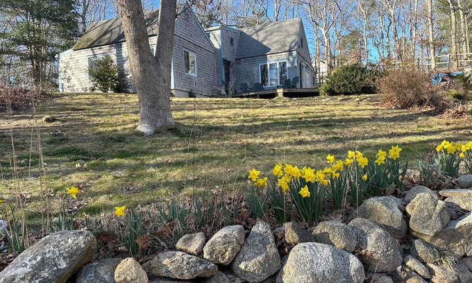 Vineyard Haven Casa | Secluded Cottage, West Tisbury, Lambert's Cove Beach Access