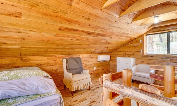 Cotter Cabina | Secluded Cotter Cabin, 1 Mi to White River Fishing