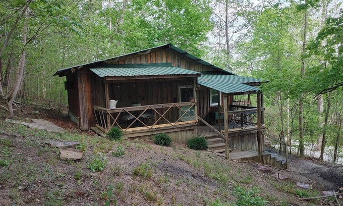 Sloans Valley Cabina | Secluded, cozy cabin in the woods - rustic but with all modern conveniences!