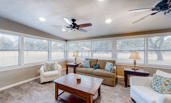 Fredericksburg Casa | Secluded, Dog-Friendly Getaway w/ Beautiful Views, a Large Yard, & Free WiFi