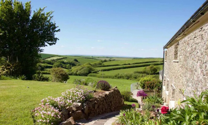 Malborough Casa | Secluded Escape Near Salcombe - Newhouse Barn