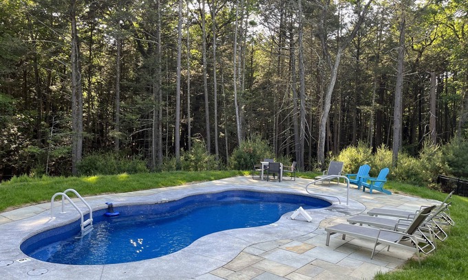 Mount Marion Casa | Secluded family retreat within minutes of Woodstock village