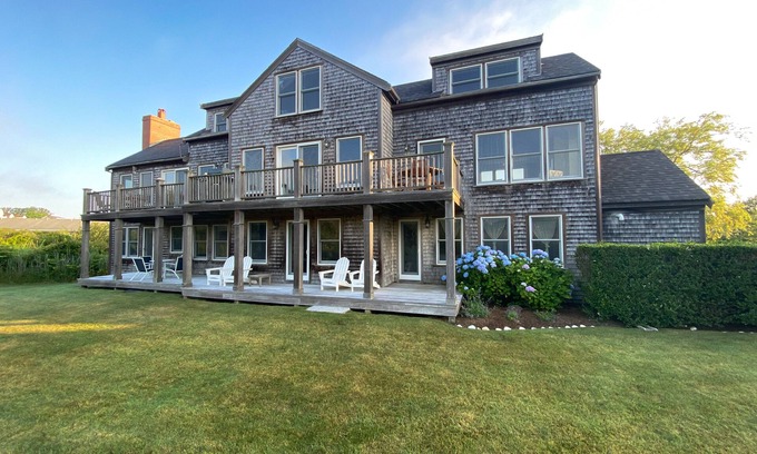 Brant Point Casa | * Gema aislada * Ubicación privilegiada. 5 minutos a pie de la playa y el centro. Compras / Restaurantes. Wifi