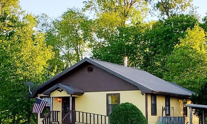 Smithville Casa | Escapada de primavera! - Eagle Creek Cottage - ¡Se admiten mascotas!