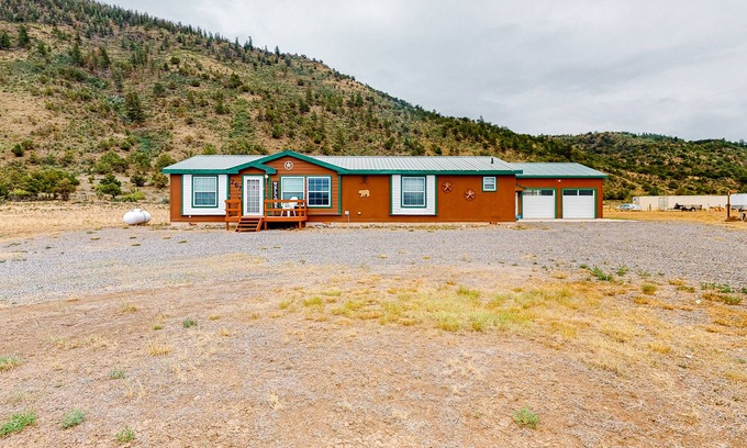 South Fork Casa | Secluded home with RV parking & hookup, fast WiFi, & fire pit - dogs OK